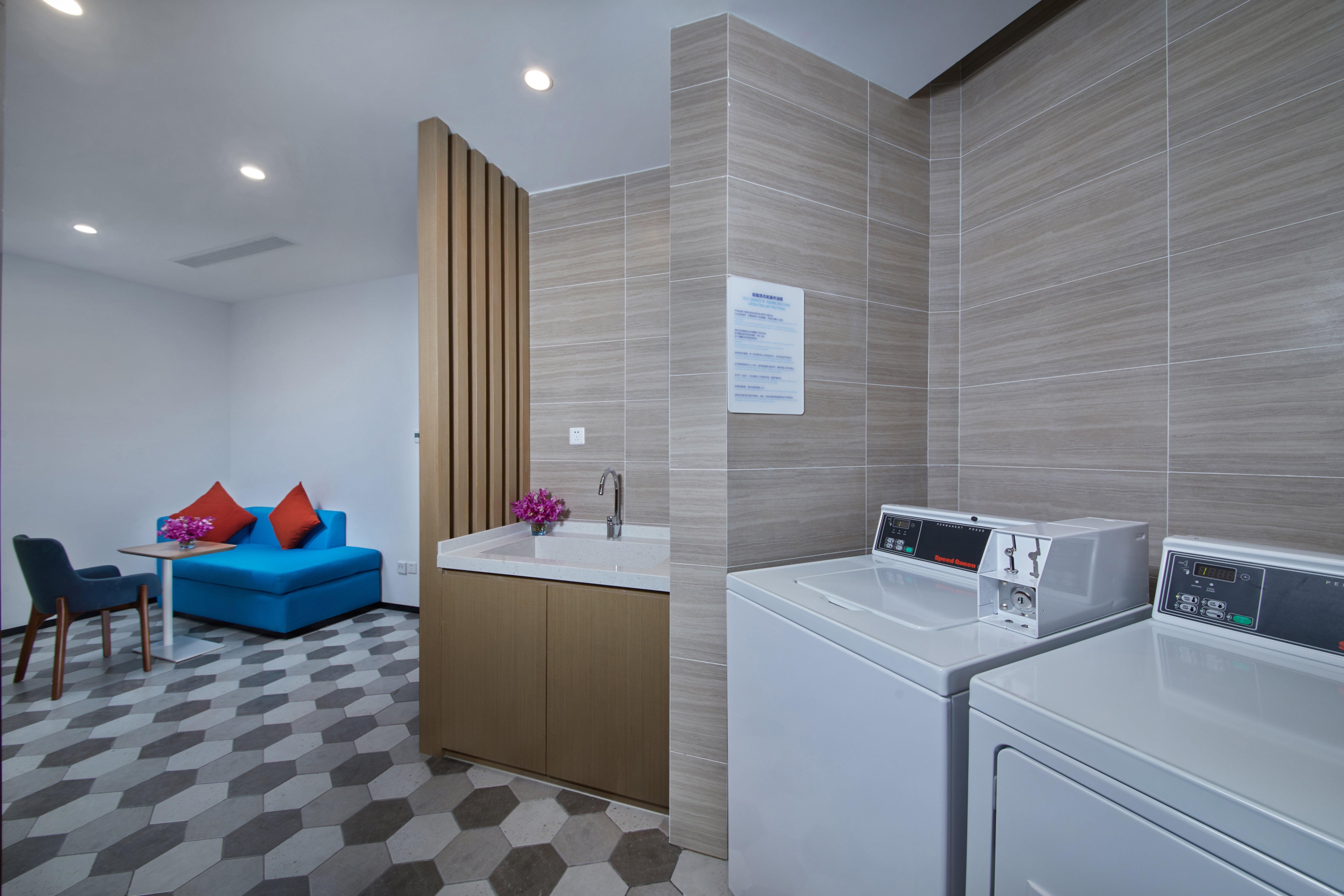 Holiday Inn Express Zhangjiagang East By Ihg Buitenkant foto