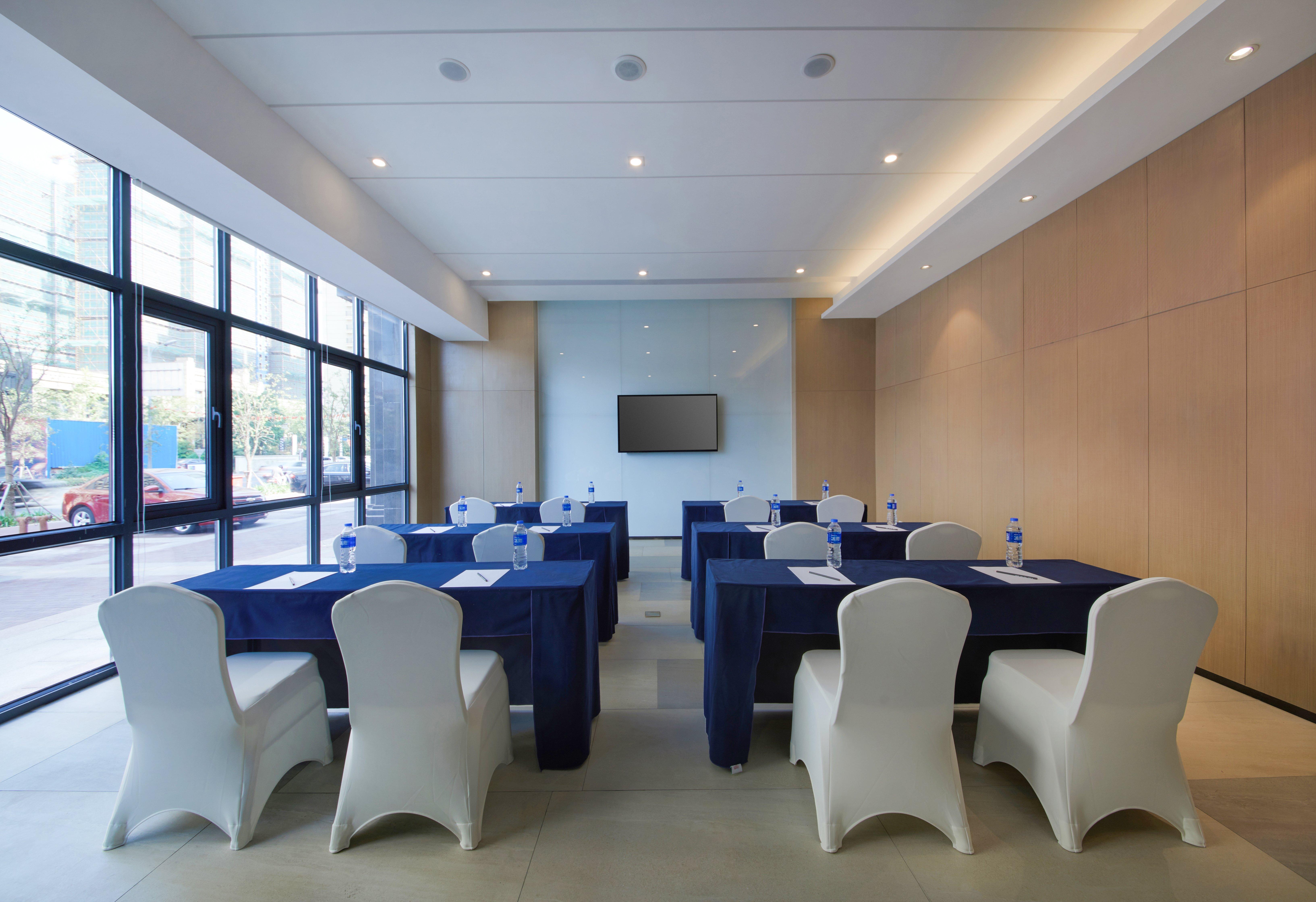 Holiday Inn Express Zhangjiagang East By Ihg Buitenkant foto