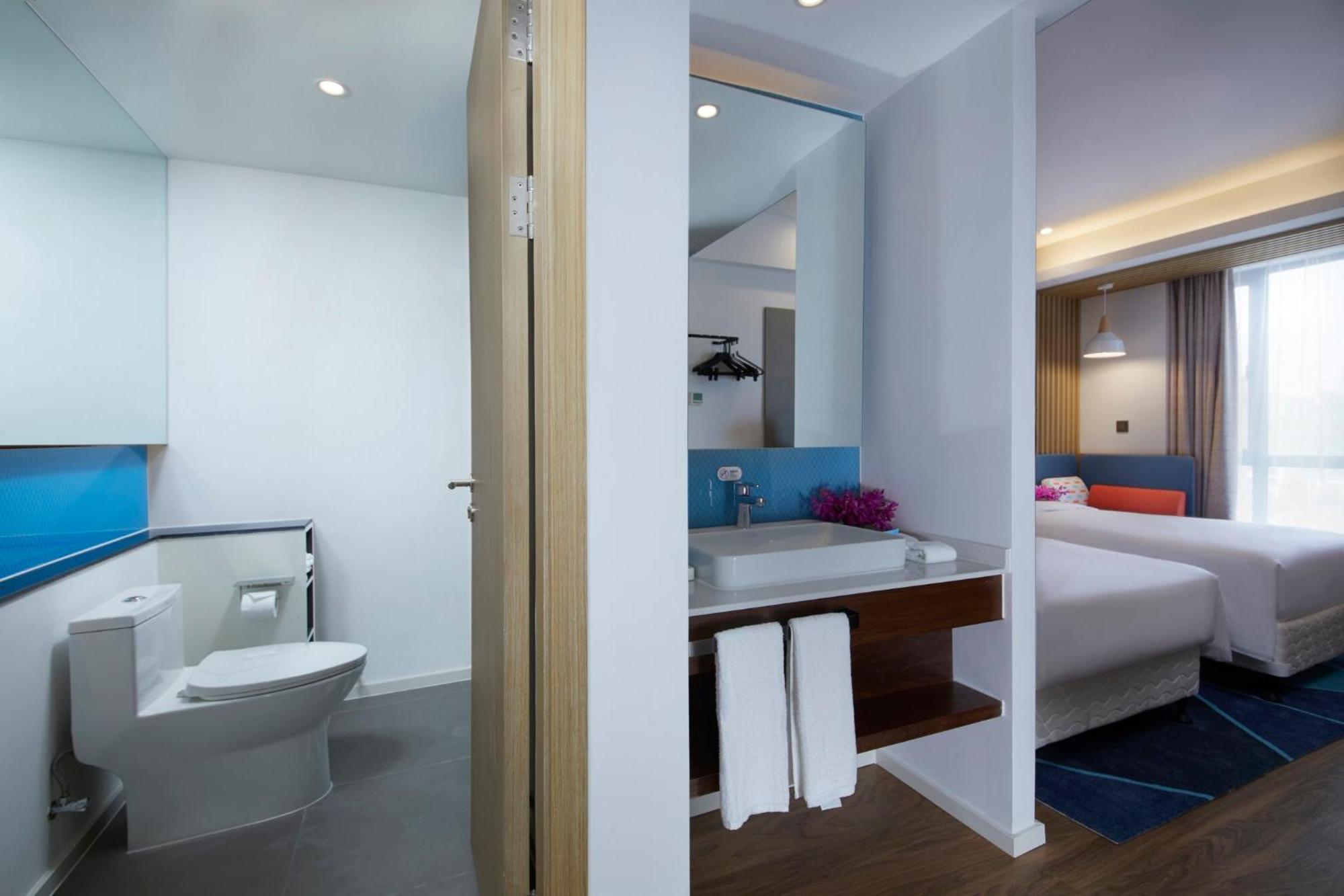 Holiday Inn Express Zhangjiagang East By Ihg Buitenkant foto