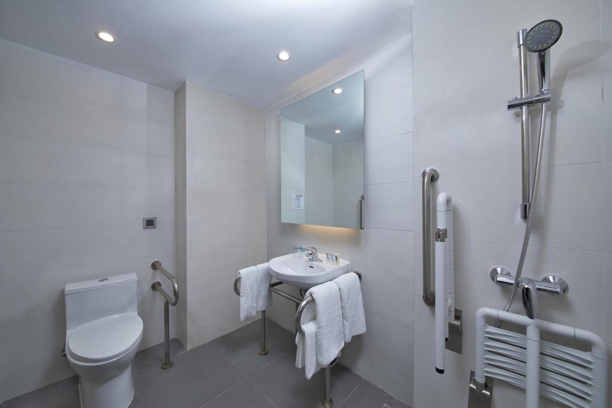 Holiday Inn Express Zhangjiagang East By Ihg Buitenkant foto