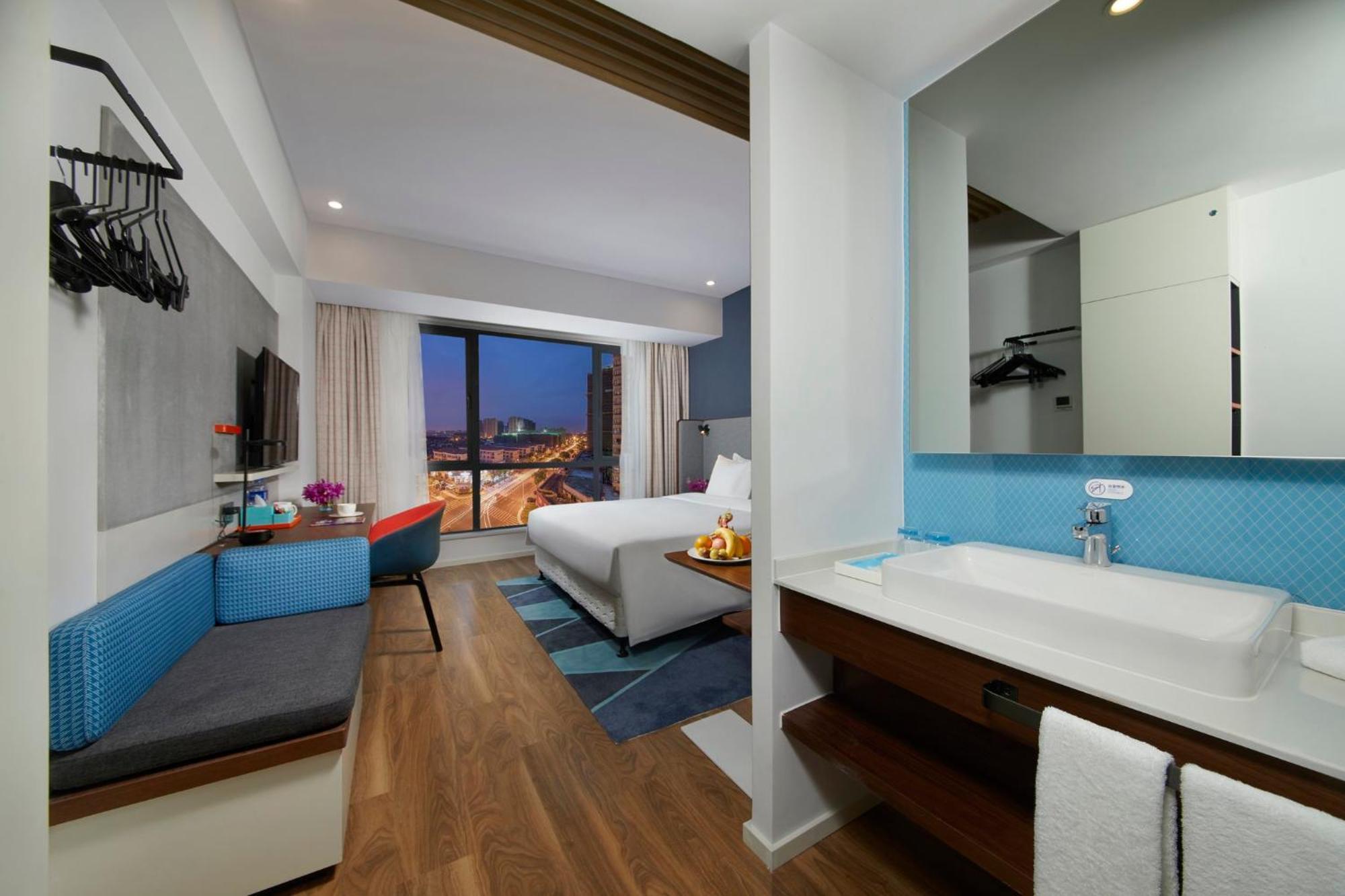 Holiday Inn Express Zhangjiagang East By Ihg Buitenkant foto