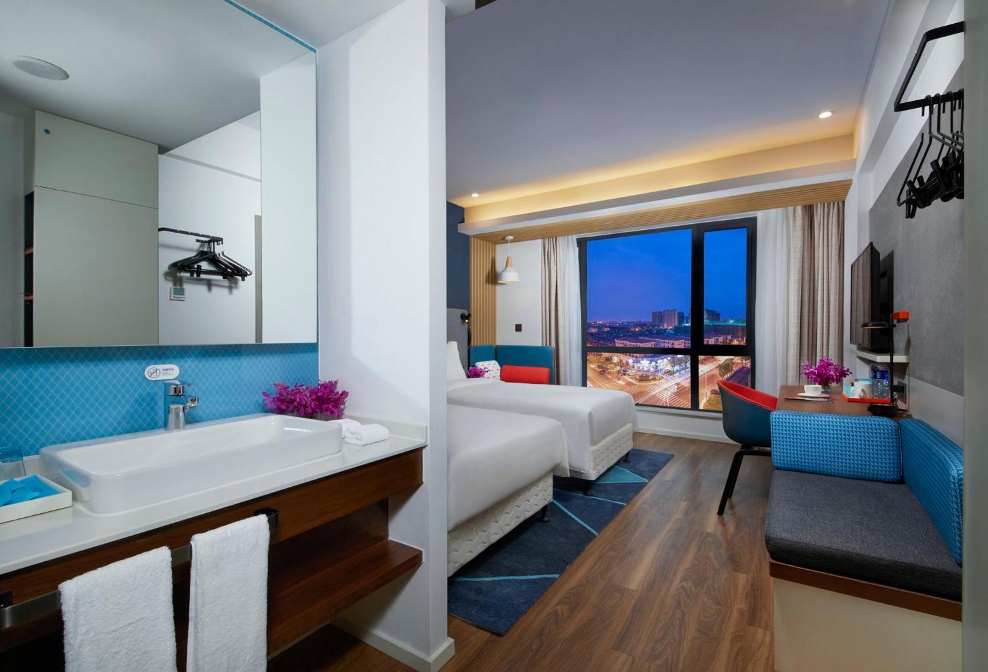 Holiday Inn Express Zhangjiagang East By Ihg Buitenkant foto